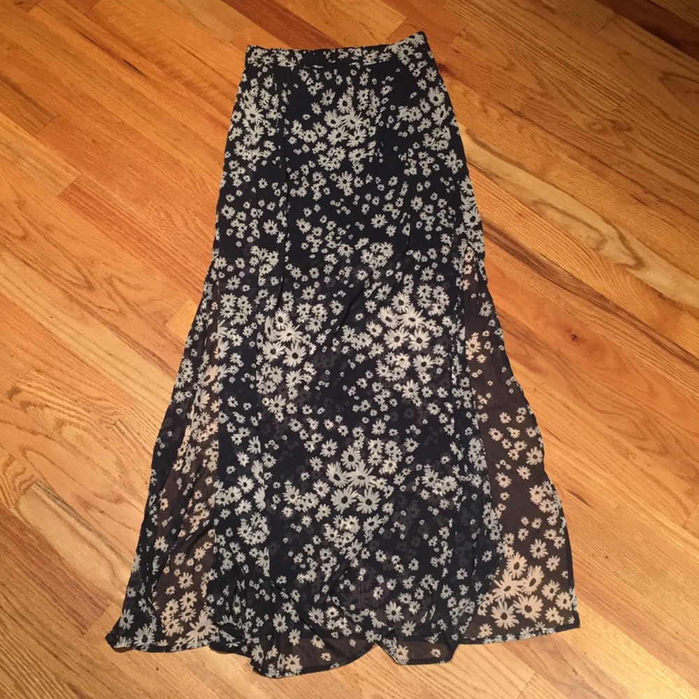 Hollister Women’s maxi skirt